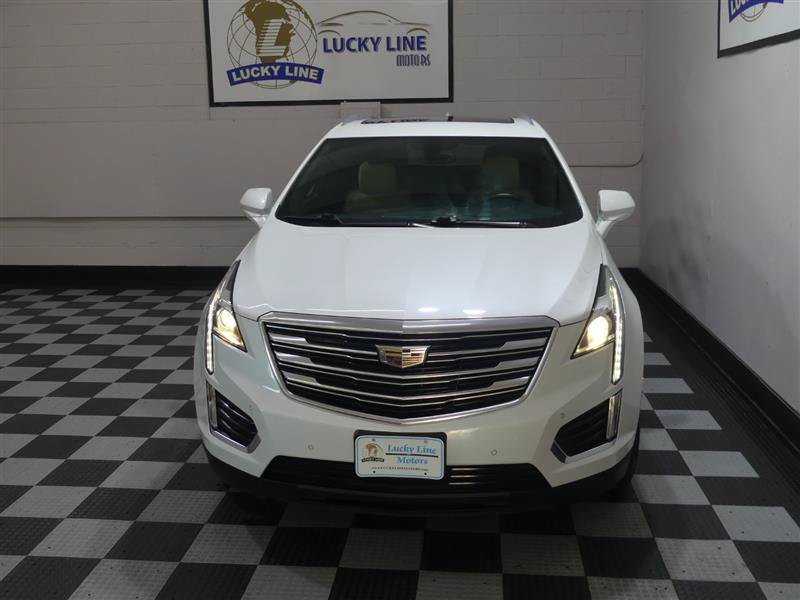 Used 2017 Cadillac XT5 Luxury AWD/4WD image 3