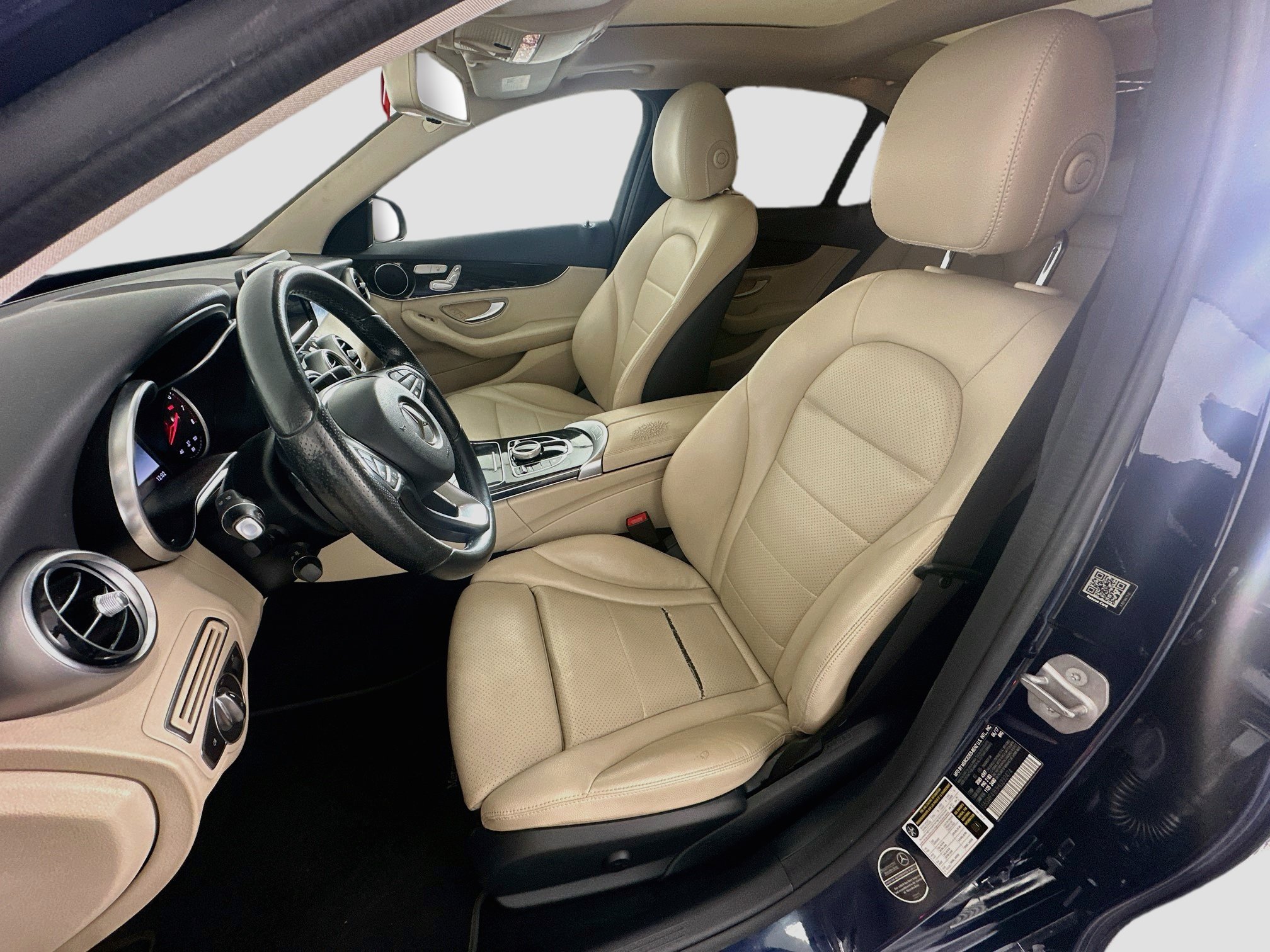Used 2017 Mercedes-Benz C 300 Sedan image 13