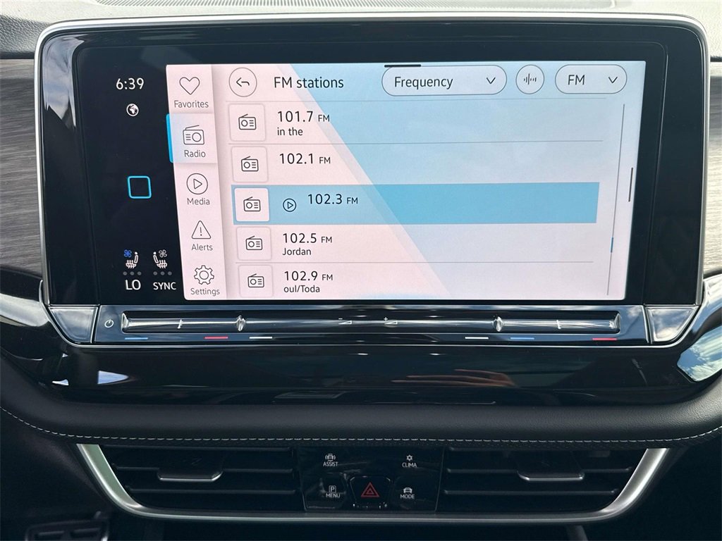 New 2026 Volkswagen Atlas SEL Premium R-Line image 22