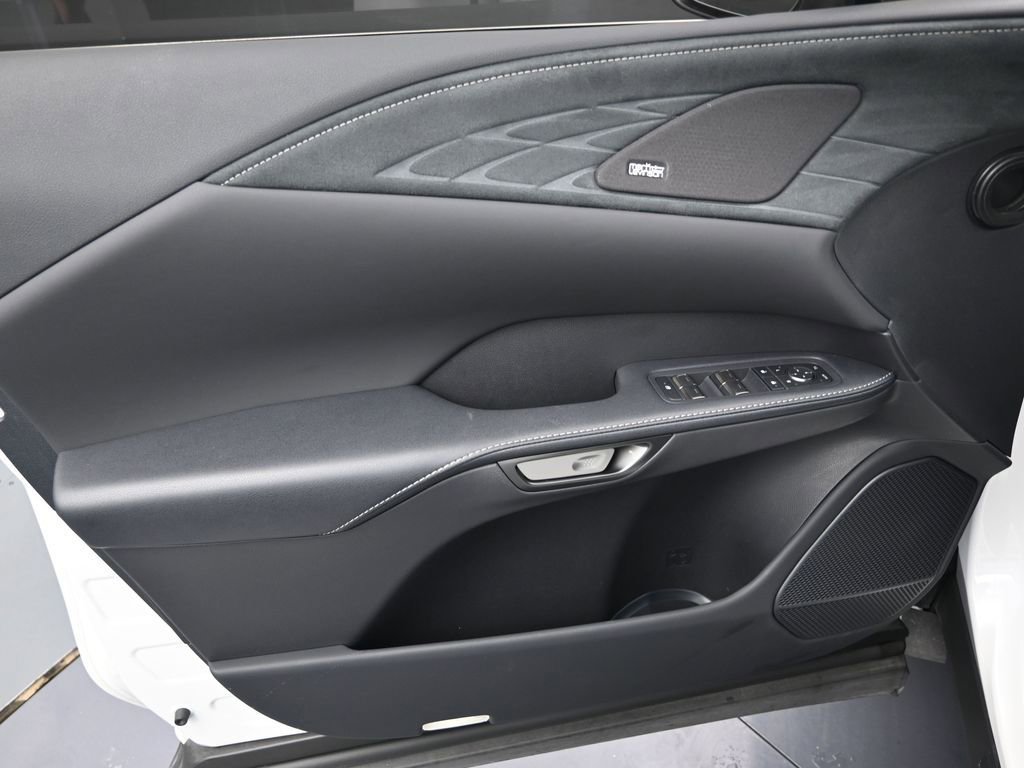 Used 2025 Lexus RX 450h AWD w/ Convenience Package image 14