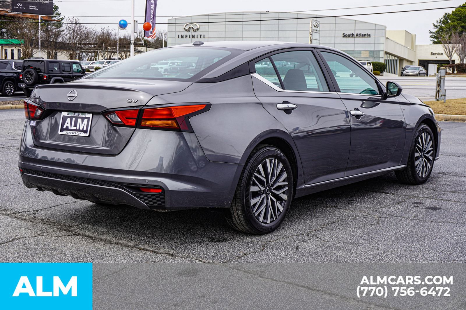 Used 2024 Nissan Altima 2.5 SV image 6