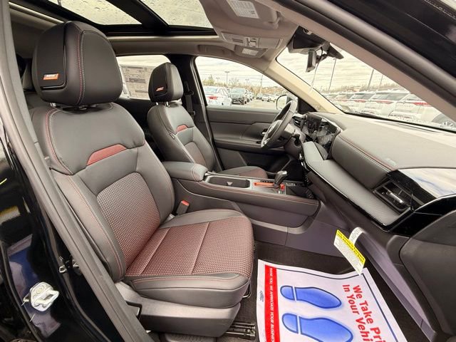 New 2026 Nissan Kicks SR w/ SR Premium Package image 16