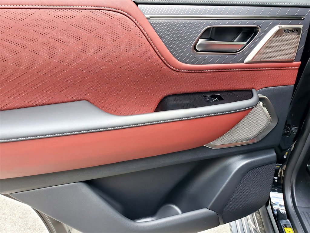 New 2025 INFINITI QX80 Autograph image 6