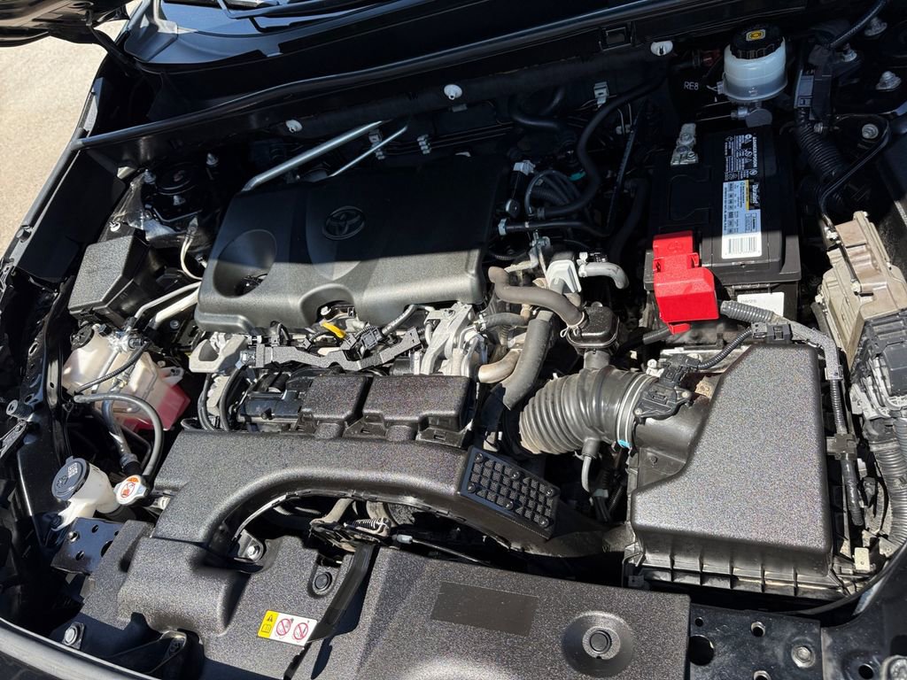 Certified 2019 Toyota RAV4 XLE FWD image 31
