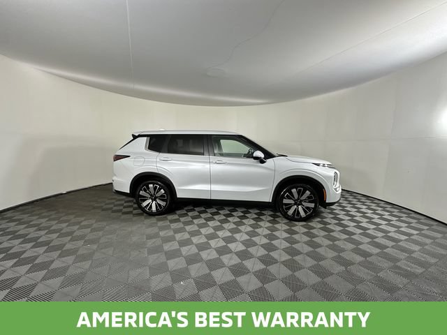 New 2026 Mitsubishi Outlander SE AWD/4WD image 4
