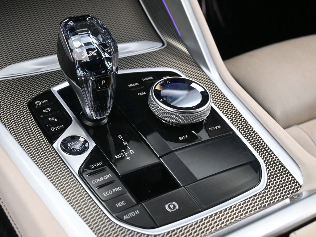 Used 2022 BMW X6 M50i w/ Executive Package image 25