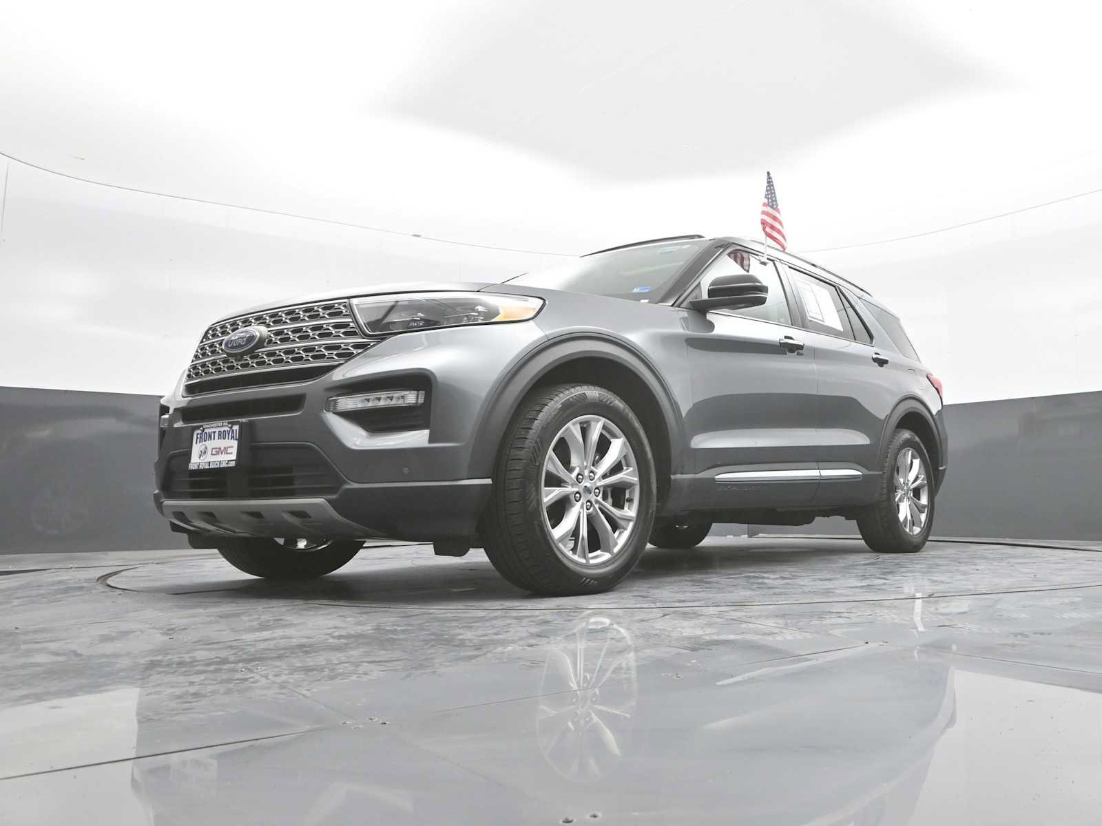 Used 2021 Ford Explorer Limited w/ Equipment Group 301A AWD/4WD image 45