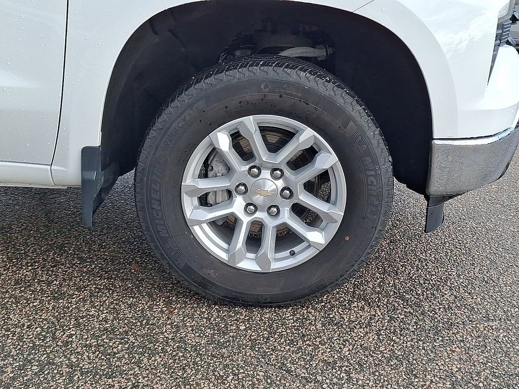 Used 2023 Chevrolet Silverado 1500 LT image 12