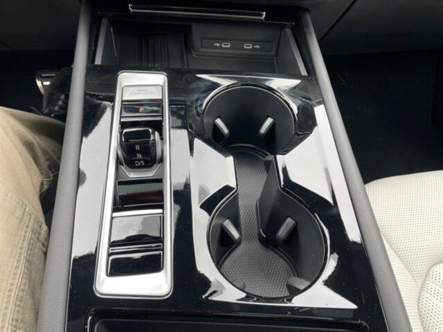 New 2025 Volkswagen Atlas Cross Sport SEL Premium R-Line image 26