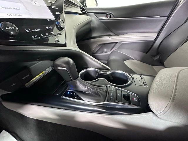 Used 2020 Toyota Camry XLE image 26