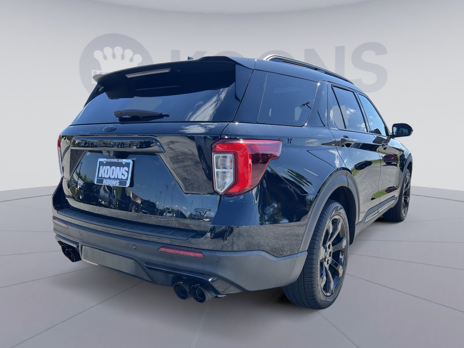 Used 2022 Ford Explorer ST w/ Equipment Group 401A AWD/4WD image 16