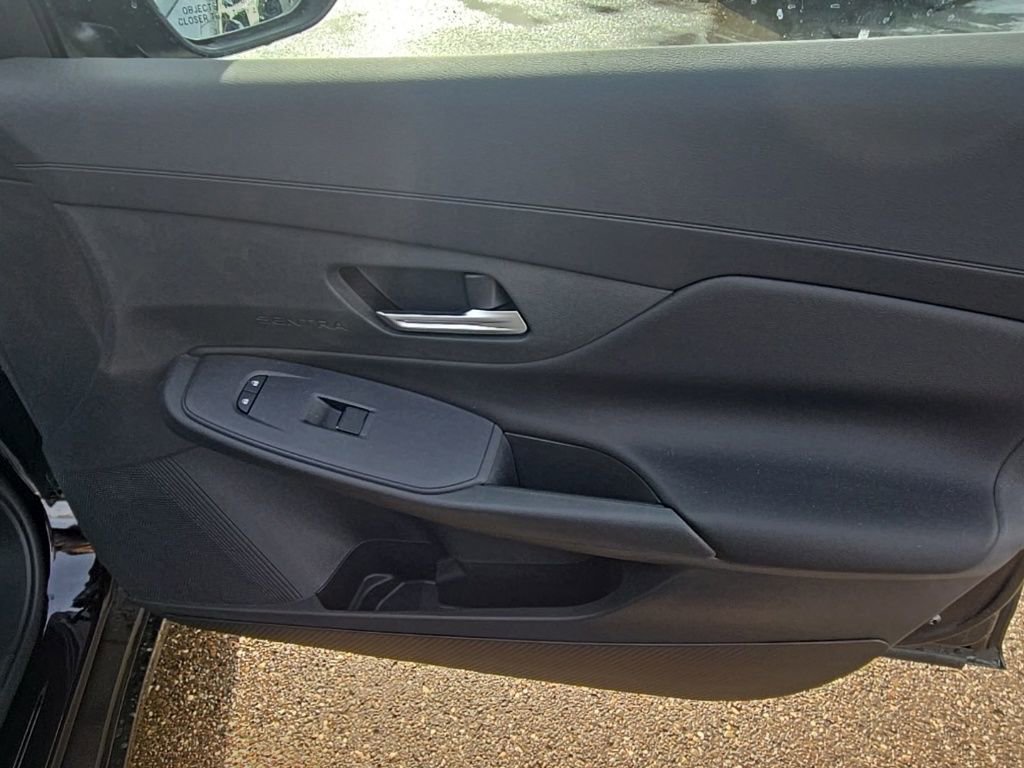 New 2026 Nissan Sentra SV w/ SV Convenience Package FWD image 25