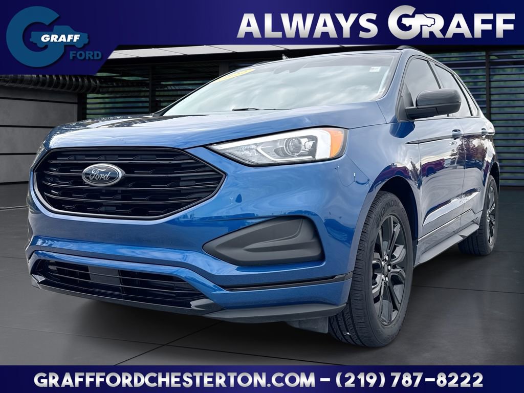 Used 2022 Ford Edge SE w/ Black Appearance Package