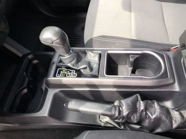 Used 2021 Toyota Tacoma TRD Off-Road w/ Technology Package AWD/4WD image 28