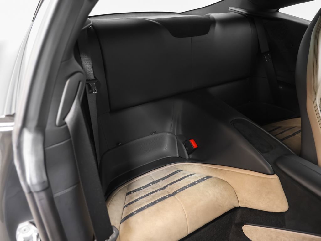 Used 2022 Ferrari Roma image 23