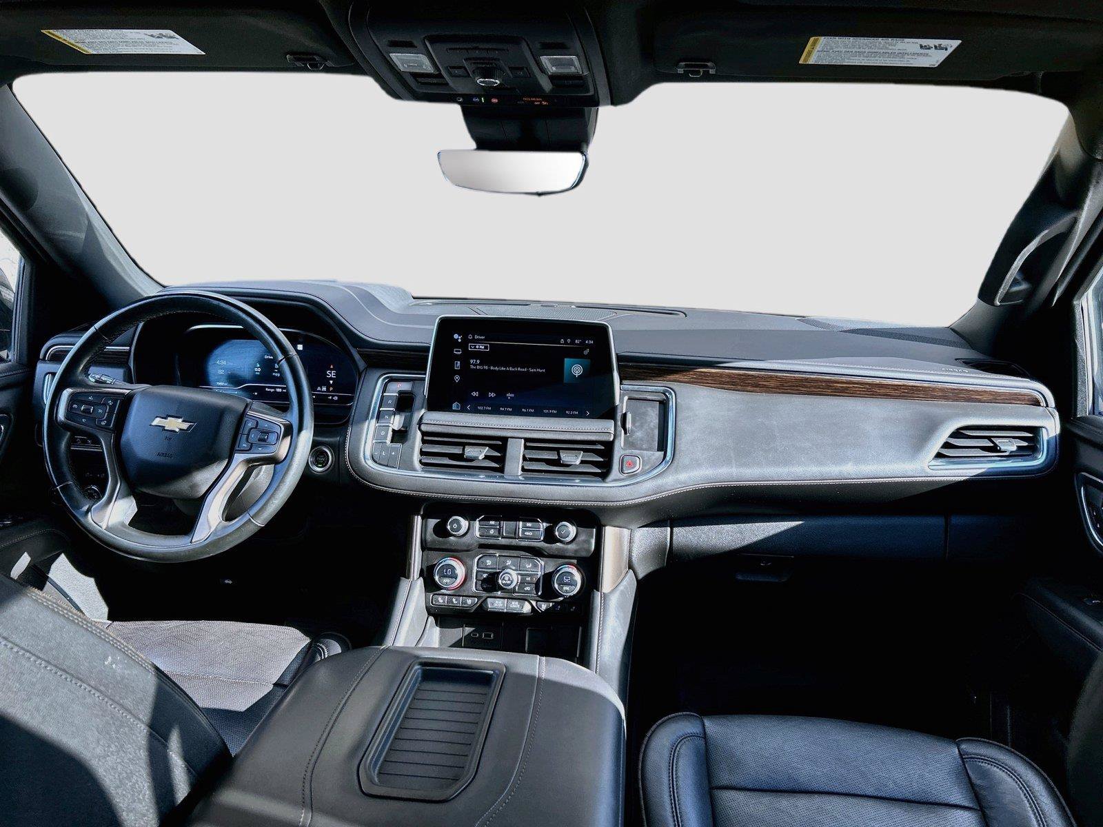 Used 2023 Chevrolet Tahoe High Country AWD/4WD image 19