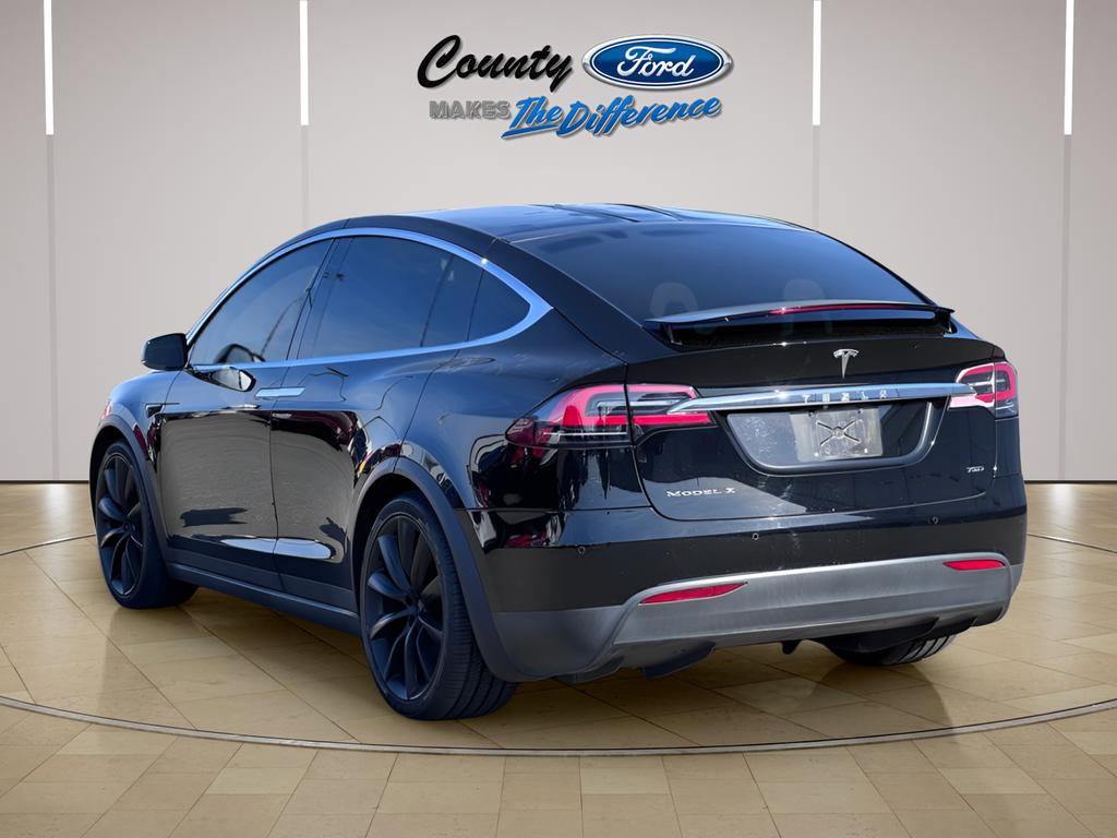 Used 2018 Tesla Model X 75D image 22