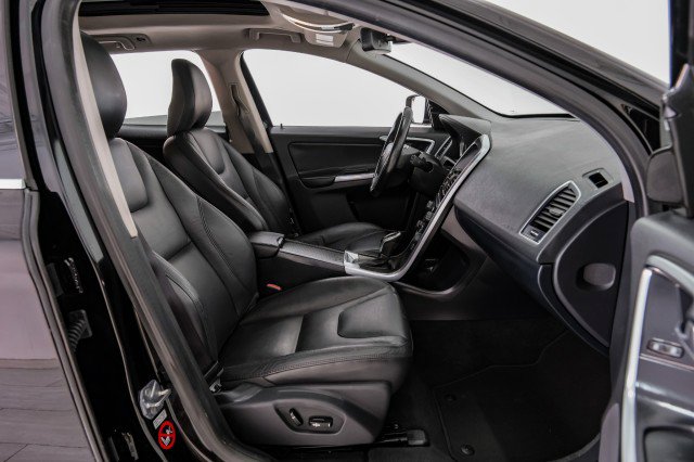 Used 2014 Volvo XC60 3.2 image 29