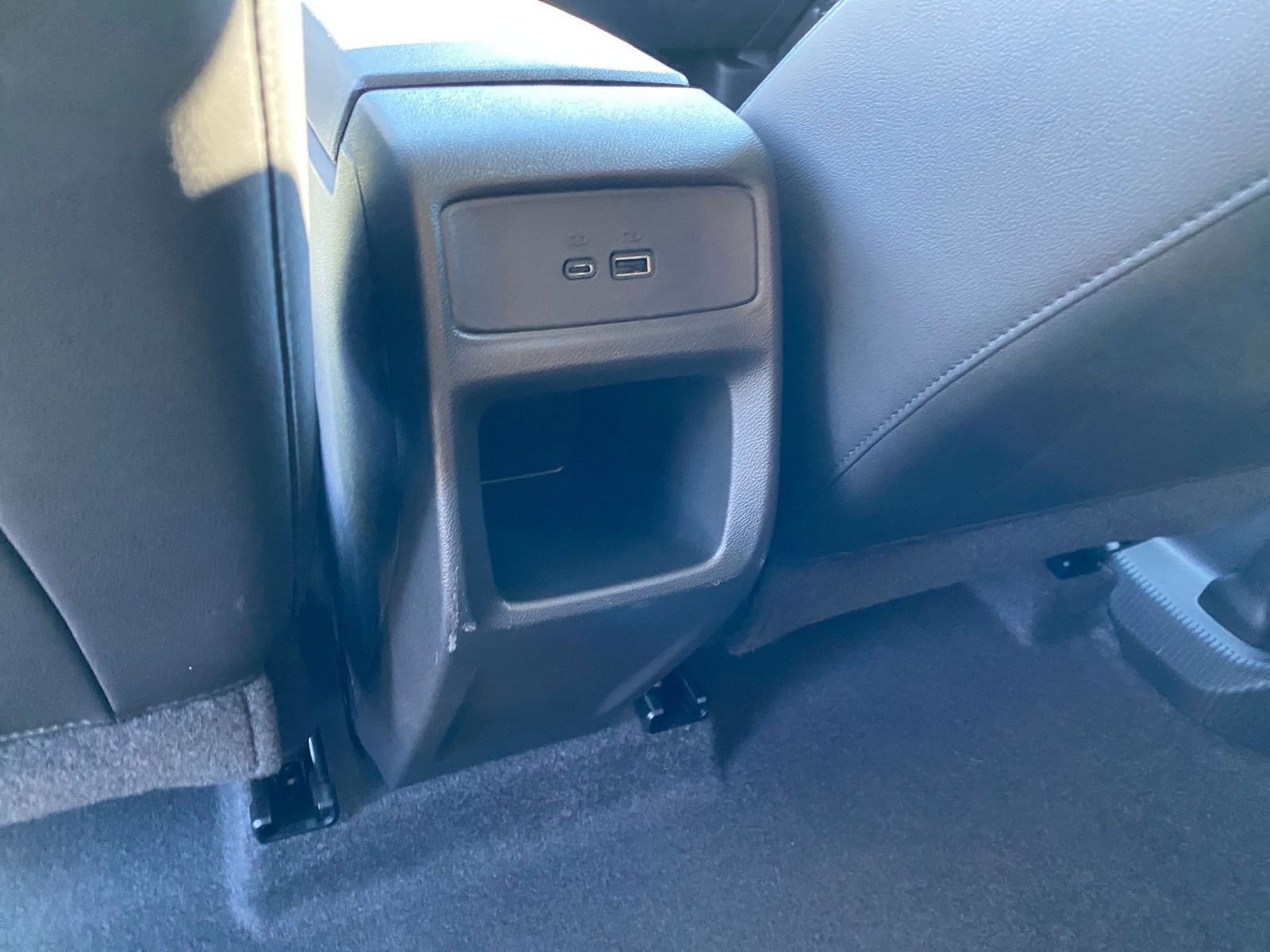 Used 2025 Chevrolet Trax LT w/ LT Convenience Package image 24