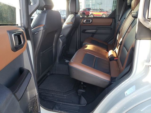 Used 2024 Ford Bronco Outer Banks image 21