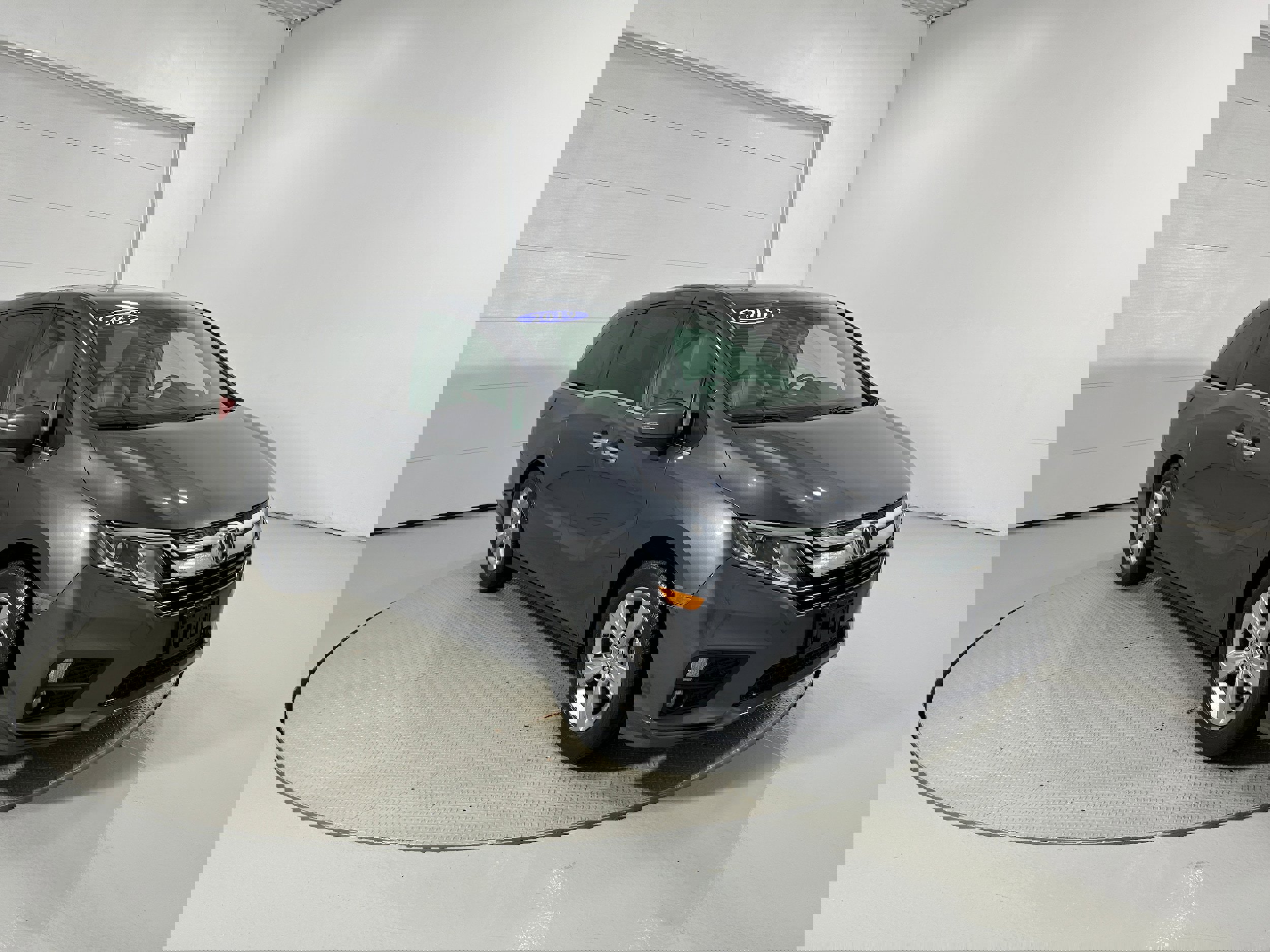 Used 2019 Honda Odyssey EX-L image 2