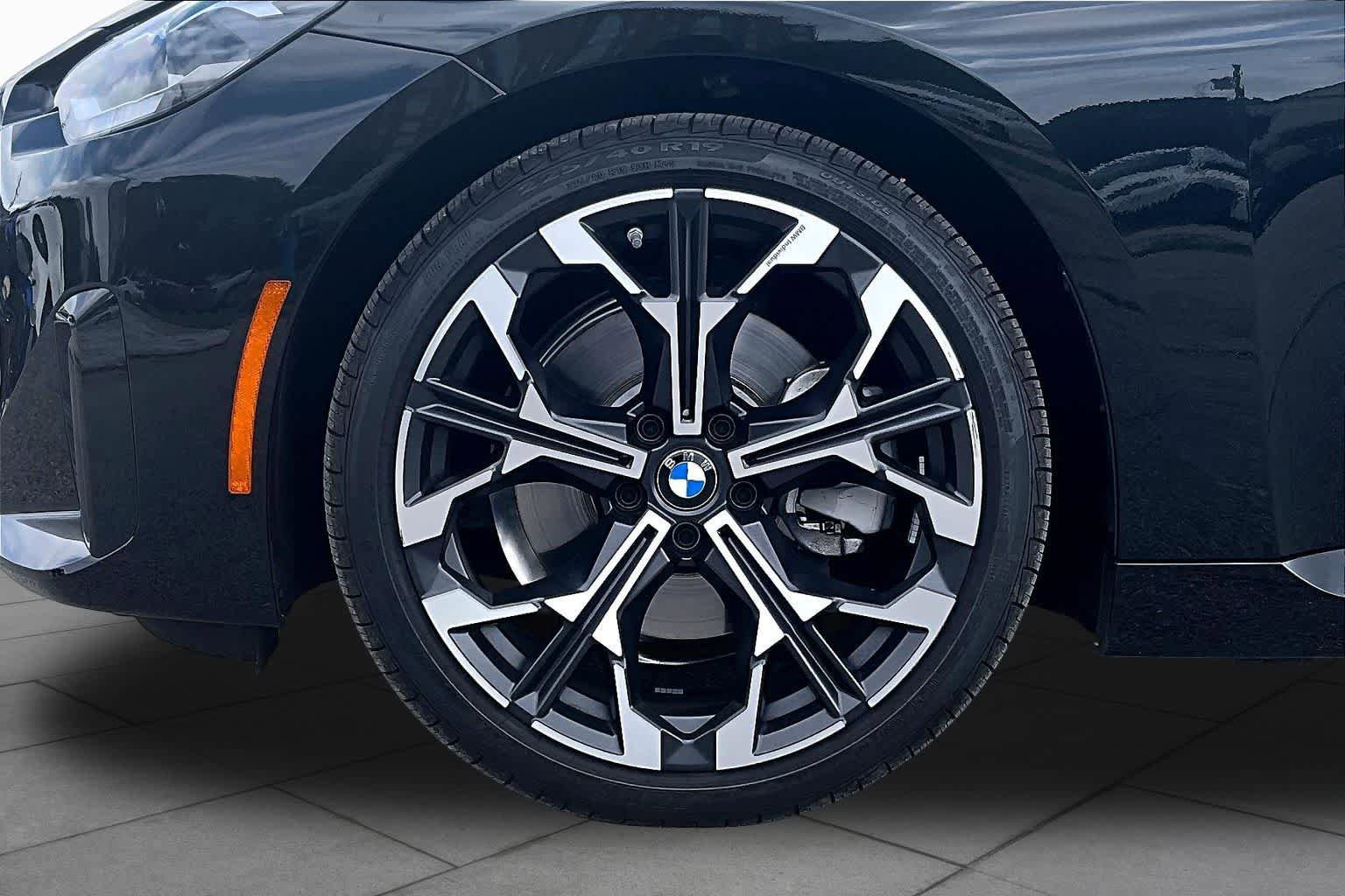Used 2026 BMW 230i Coupe w/ Convenience Package RWD image 10