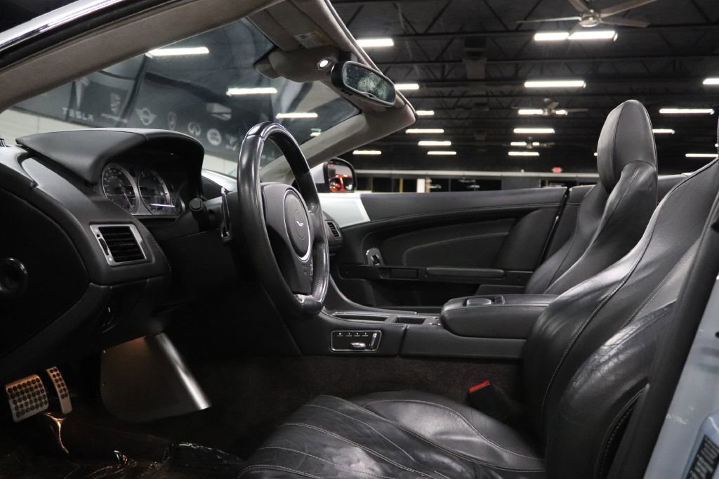 Used 2013 Aston Martin DB9 Volante image 18