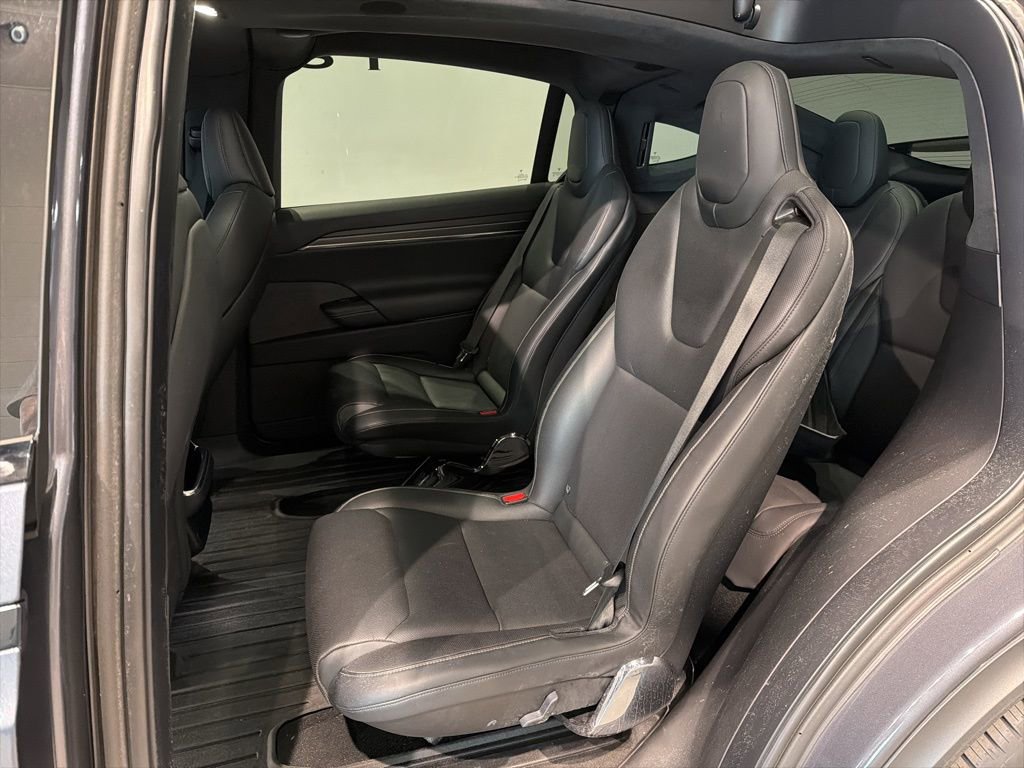 Used 2022 Tesla Model X Plaid image 27