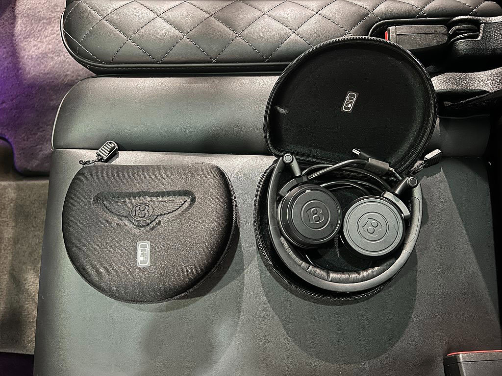 Used 2019 Bentley Bentayga image 67