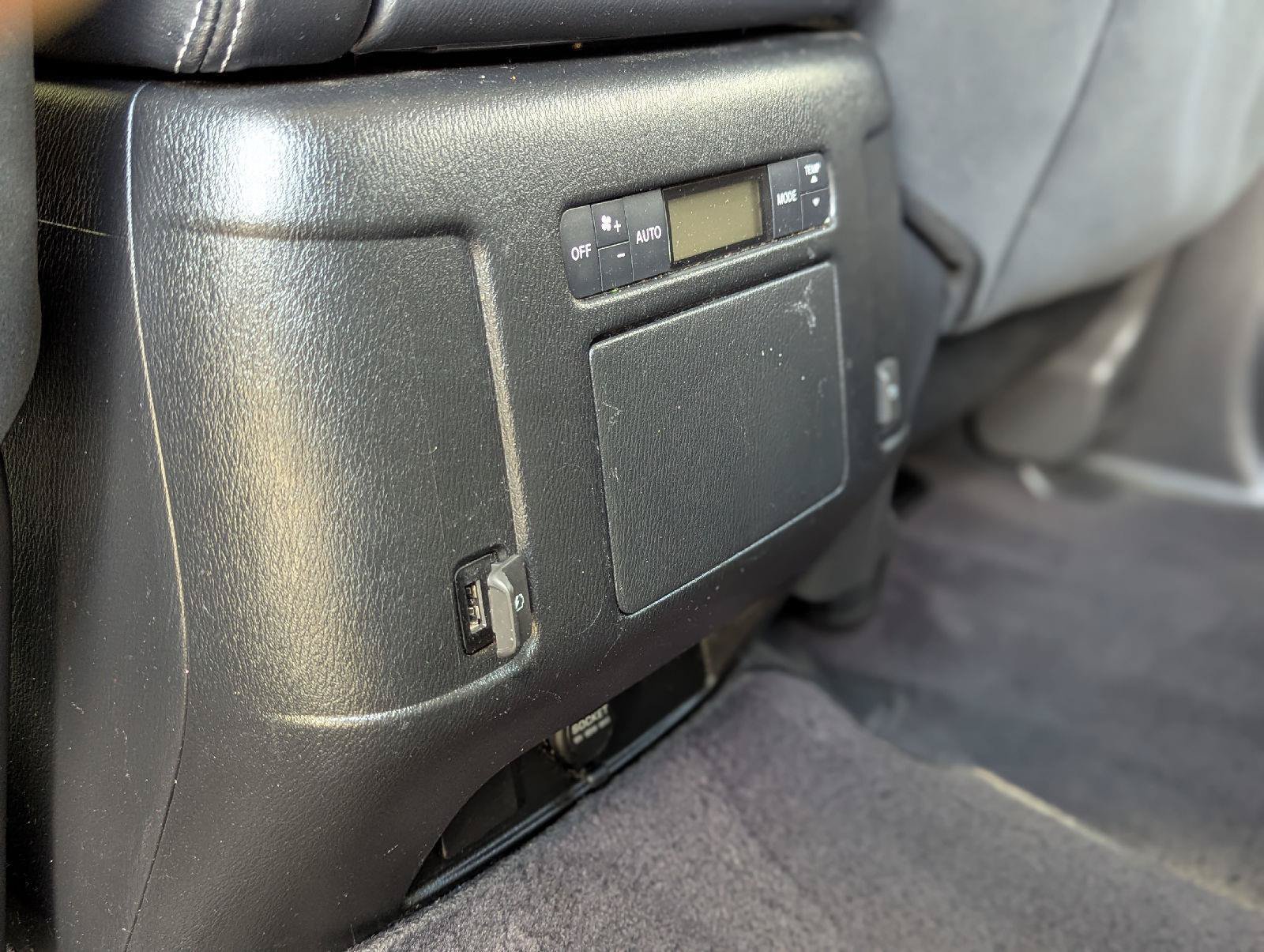Used 2018 Nissan Armada SV w/ Driver Package AWD/4WD image 37