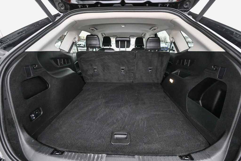 Certified 2024 Ford Edge SEL w/ Convenience Package image 16