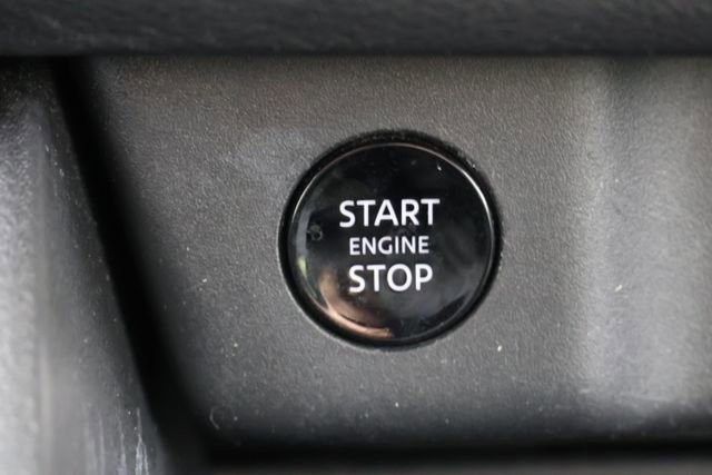 Used 2024 Nissan Rogue SV image 15