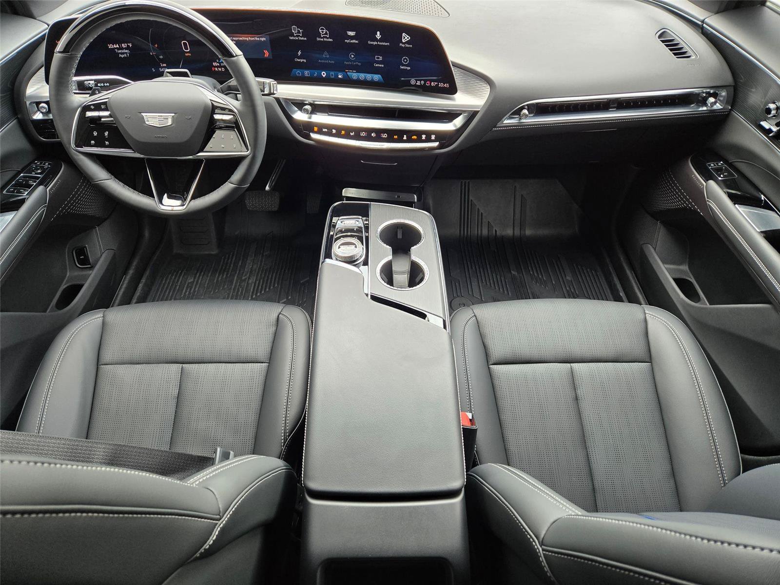 New 2026 Cadillac Lyriq Luxury w/ LPO, Floor Liner Package AWD/4WD image 13