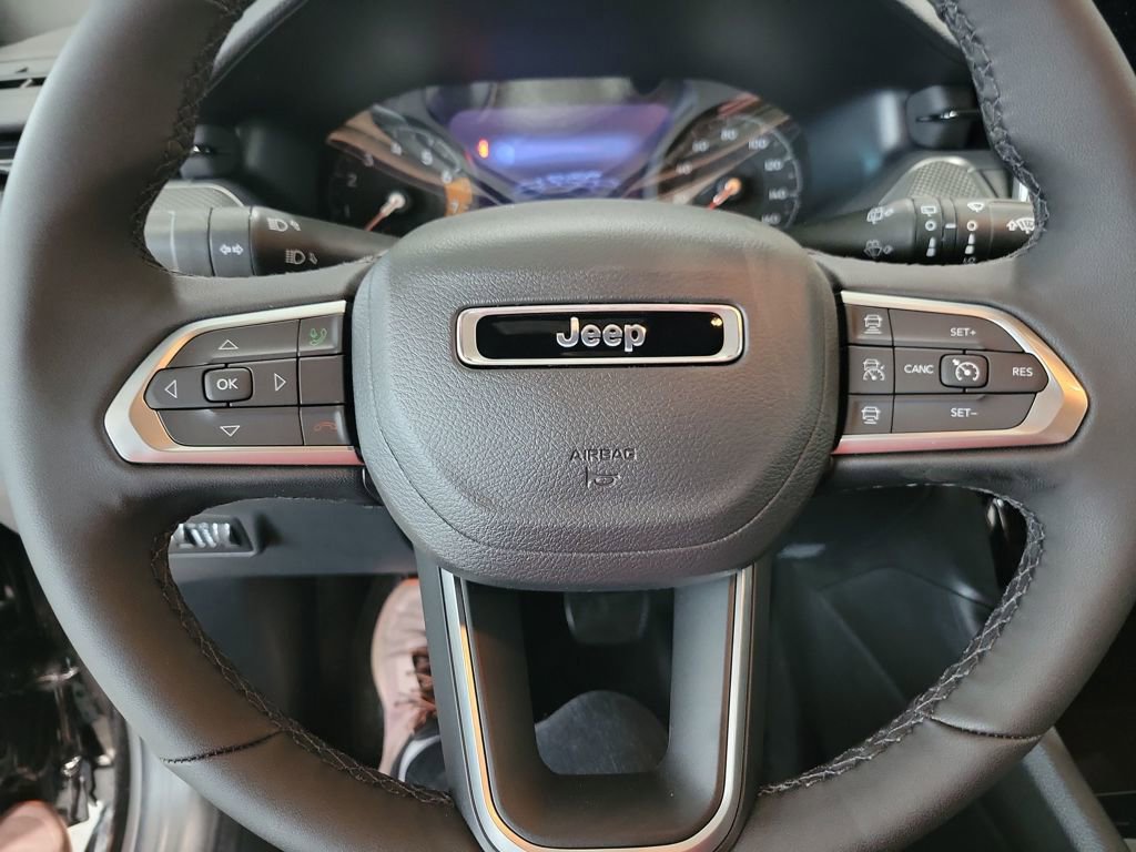 New 2026 Jeep Compass Limited image 16