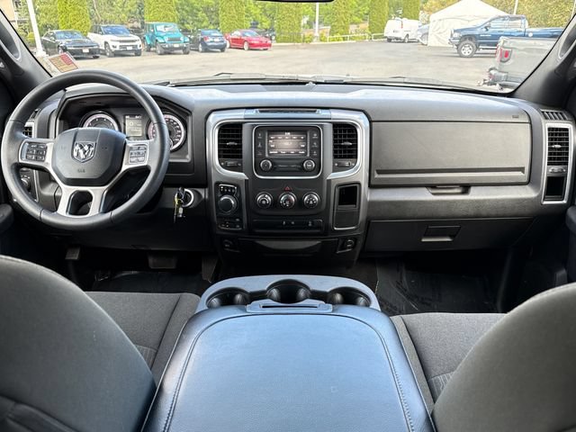 Used 2024 RAM 1500 Warlock AWD/4WD image 9