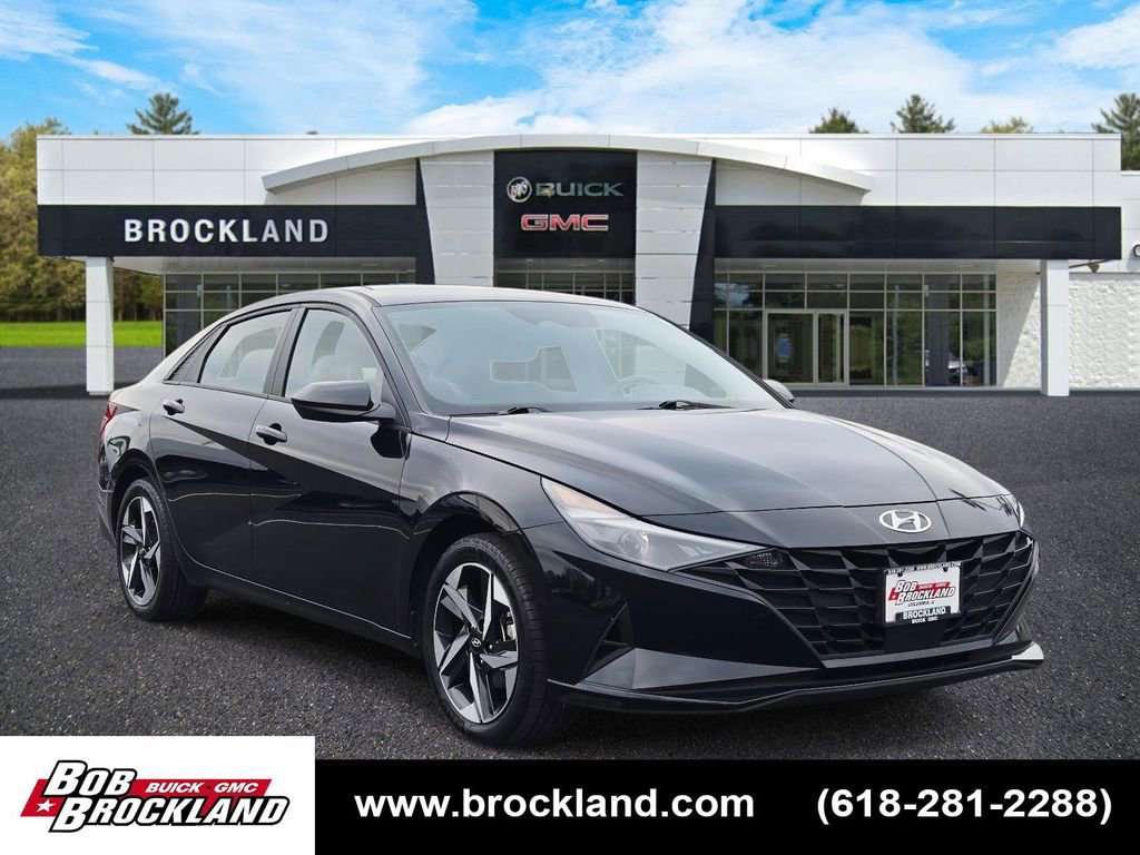 Used 2023 Hyundai Elantra SEL w/ Convenience Package image 1