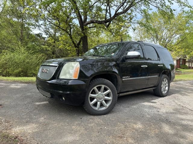 Used 2012 GMC Yukon Denali image 1