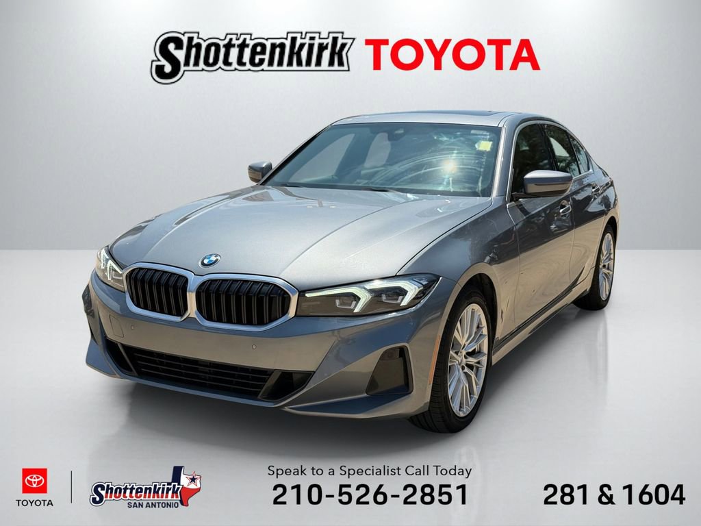 Used 2024 BMW 330i Sedan image 1