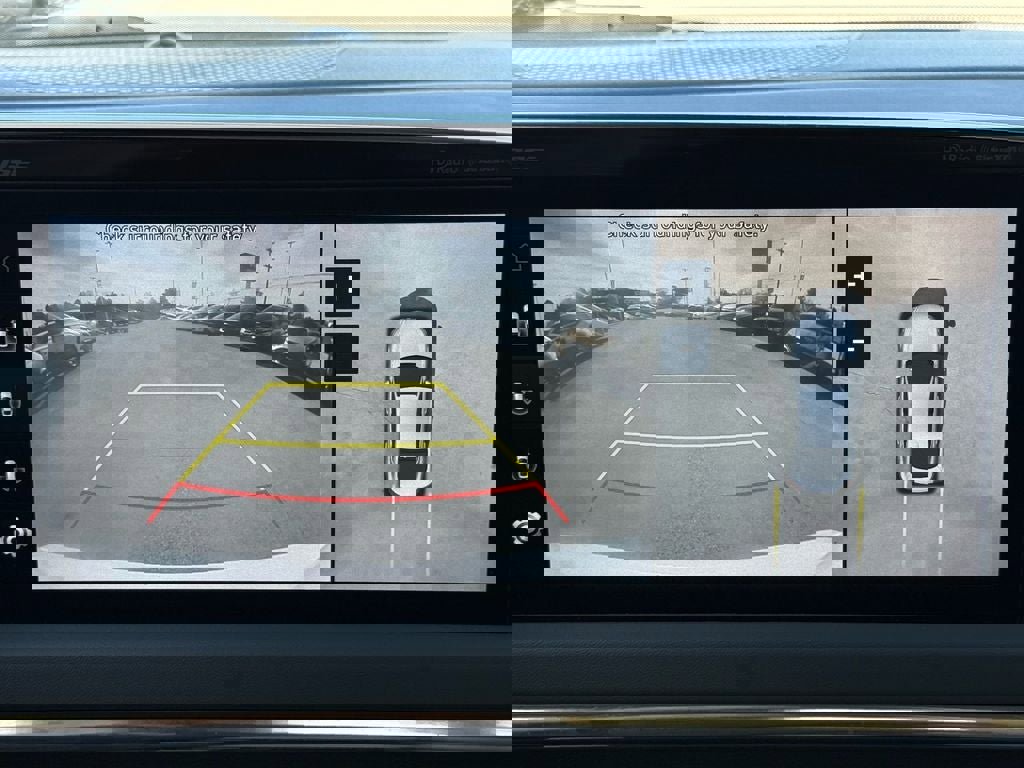 Used 2022 Hyundai Sonata Limited w/ Preferred Accessory Package image 29