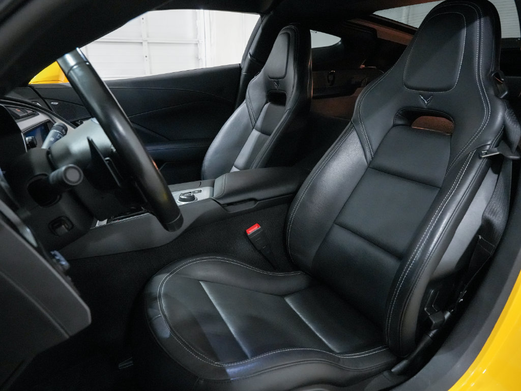 Used 2019 Chevrolet Corvette Z06 RWD image 9