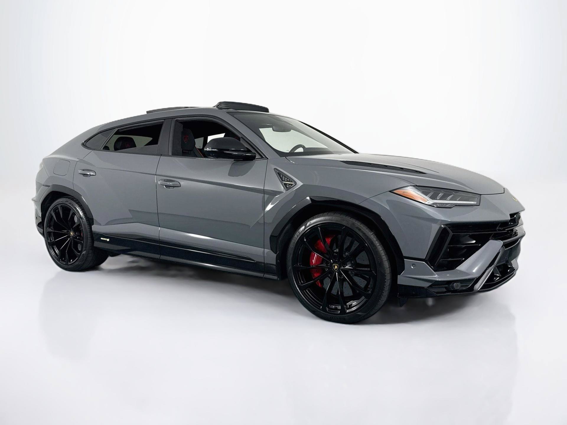 Used 2024 Lamborghini Urus S AWD/4WD image 3