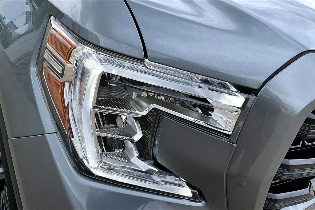 Used 2022 GMC Sierra 1500 Elevation w/ Preferred Package image 38