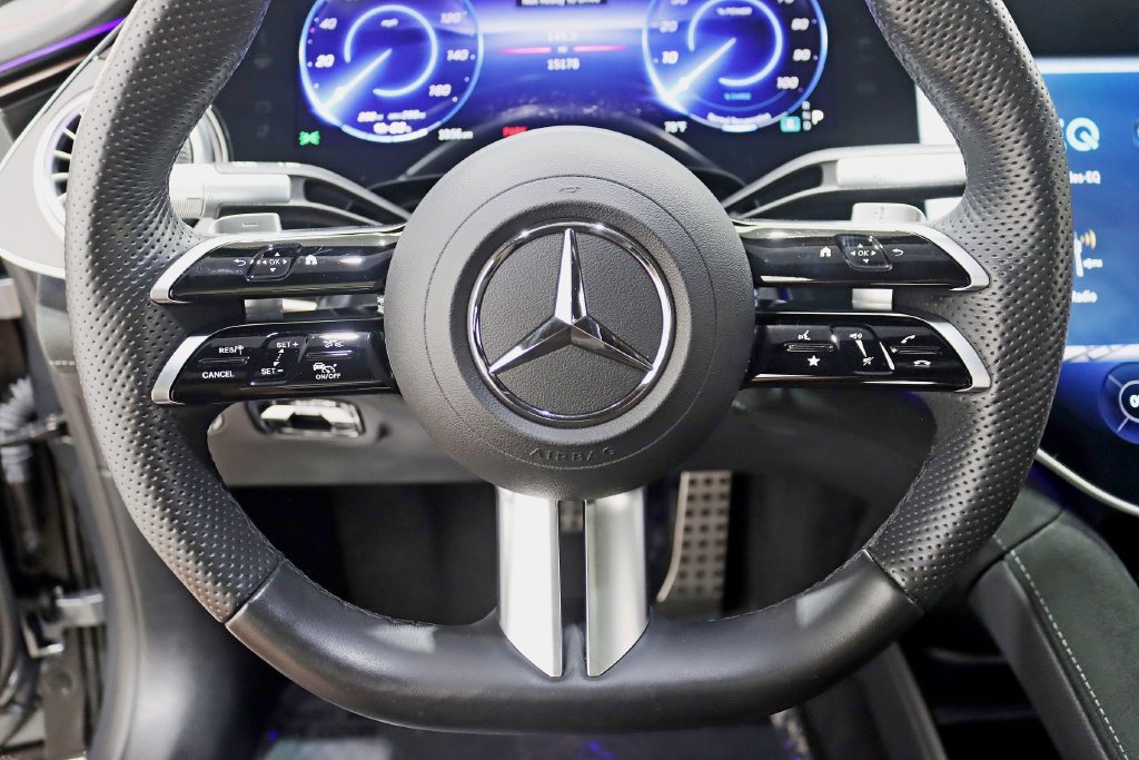 Used 2023 Mercedes-Benz EQS 580 4MATIC Sedan image 15