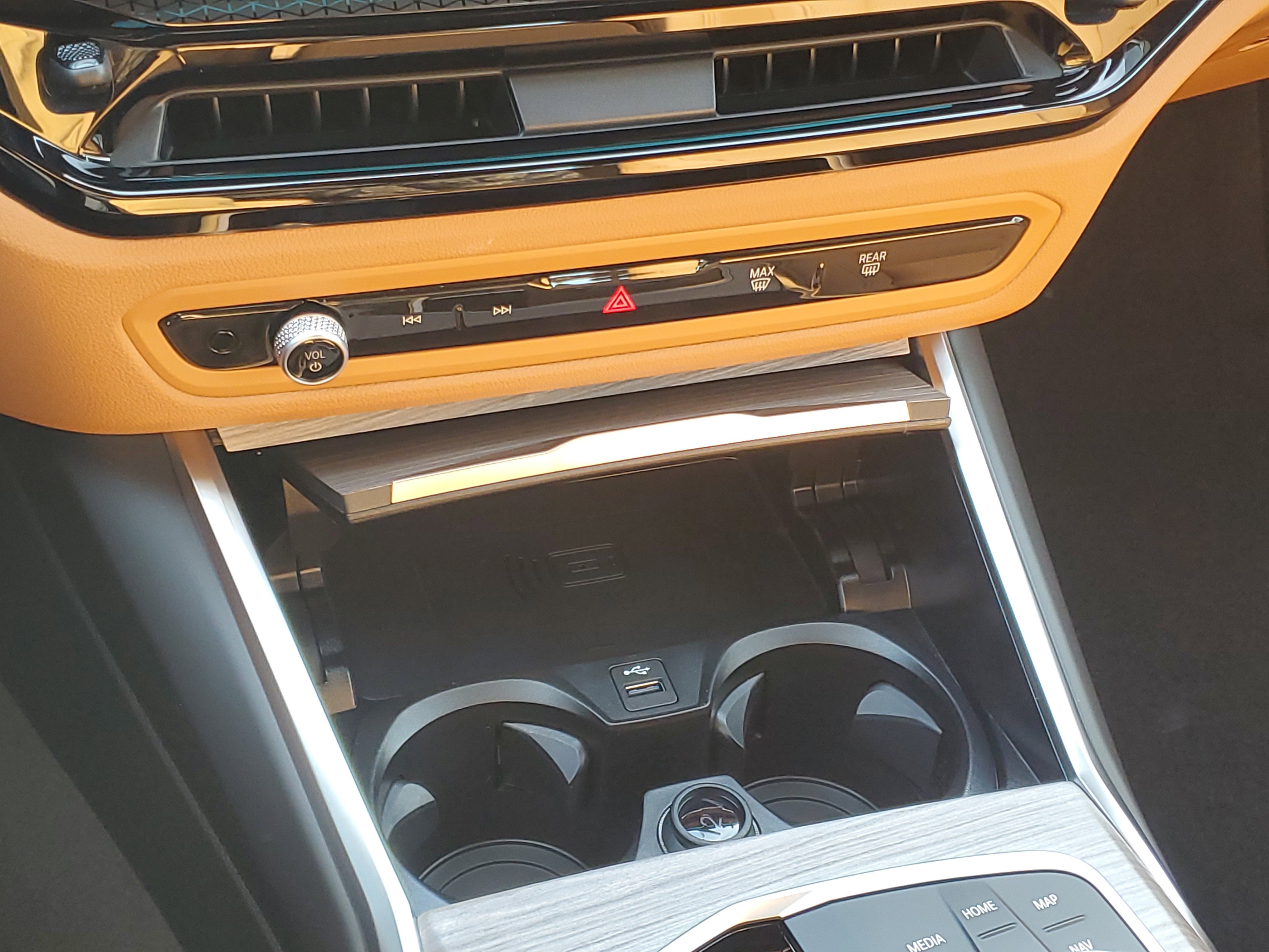 New 2026 BMW 430i xDrive Convertible w/ Premium Package image 18