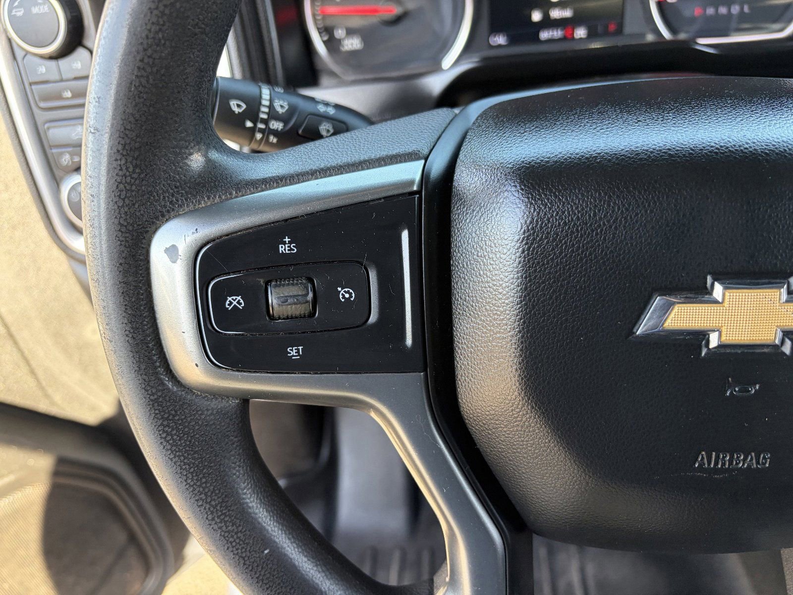 Certified 2021 Chevrolet Silverado 2500 LT w/ Z71 Off-Road Package AWD/4WD image 25