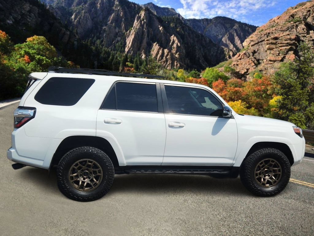 Used 2023 Toyota 4Runner 40th Anniversary SE AWD/4WD image 2
