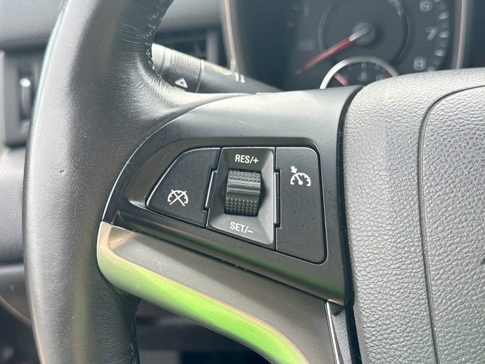 Used 2015 Chevrolet Malibu LT w/ Leather Package FWD image 23