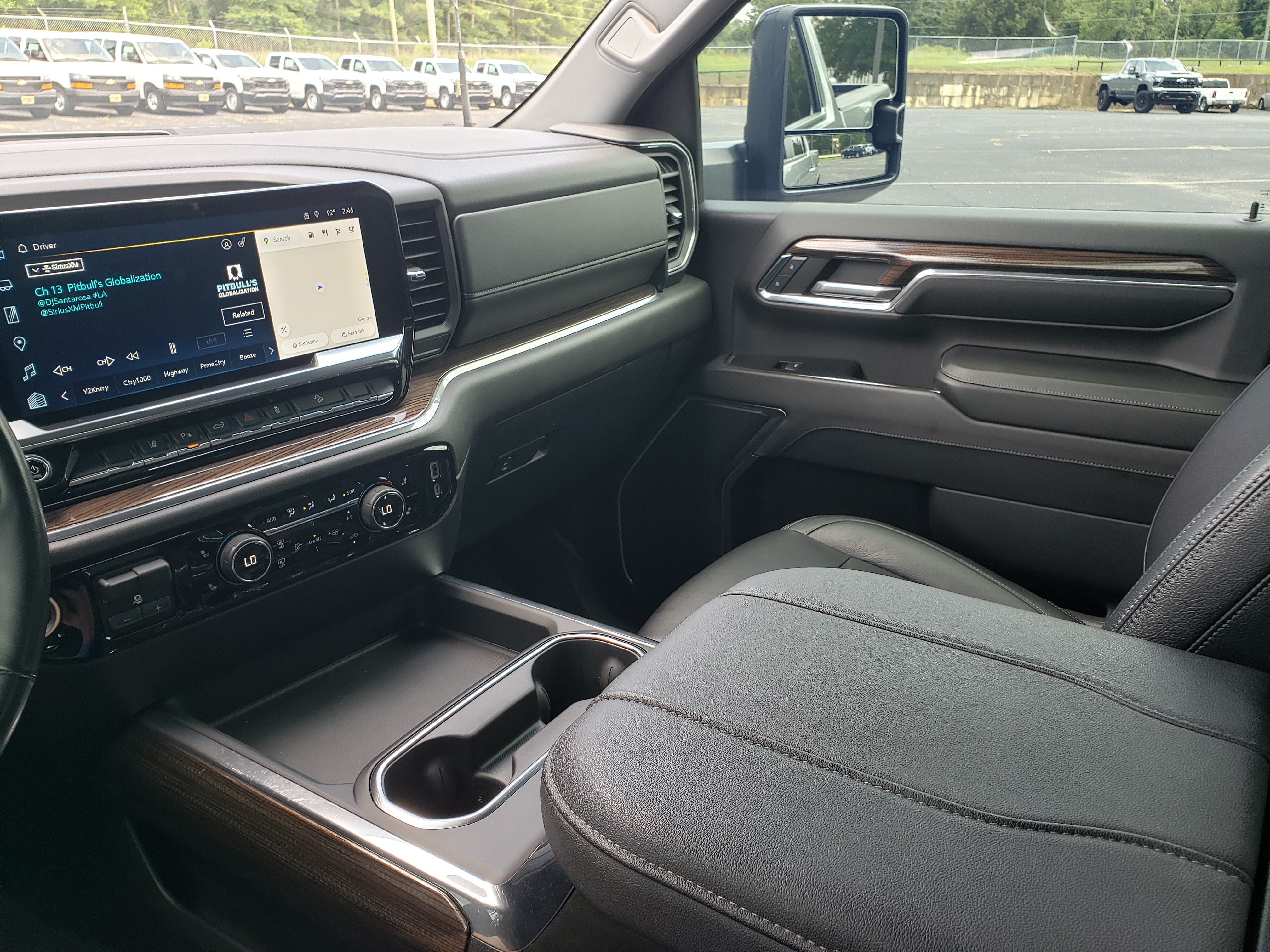 Used 2024 Chevrolet Silverado 2500 LT AWD/4WD image 19