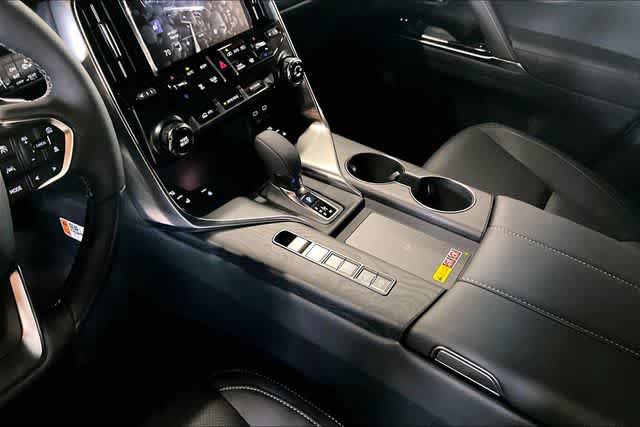 New 2026 Lexus LX 700h Luxury AWD/4WD image 8