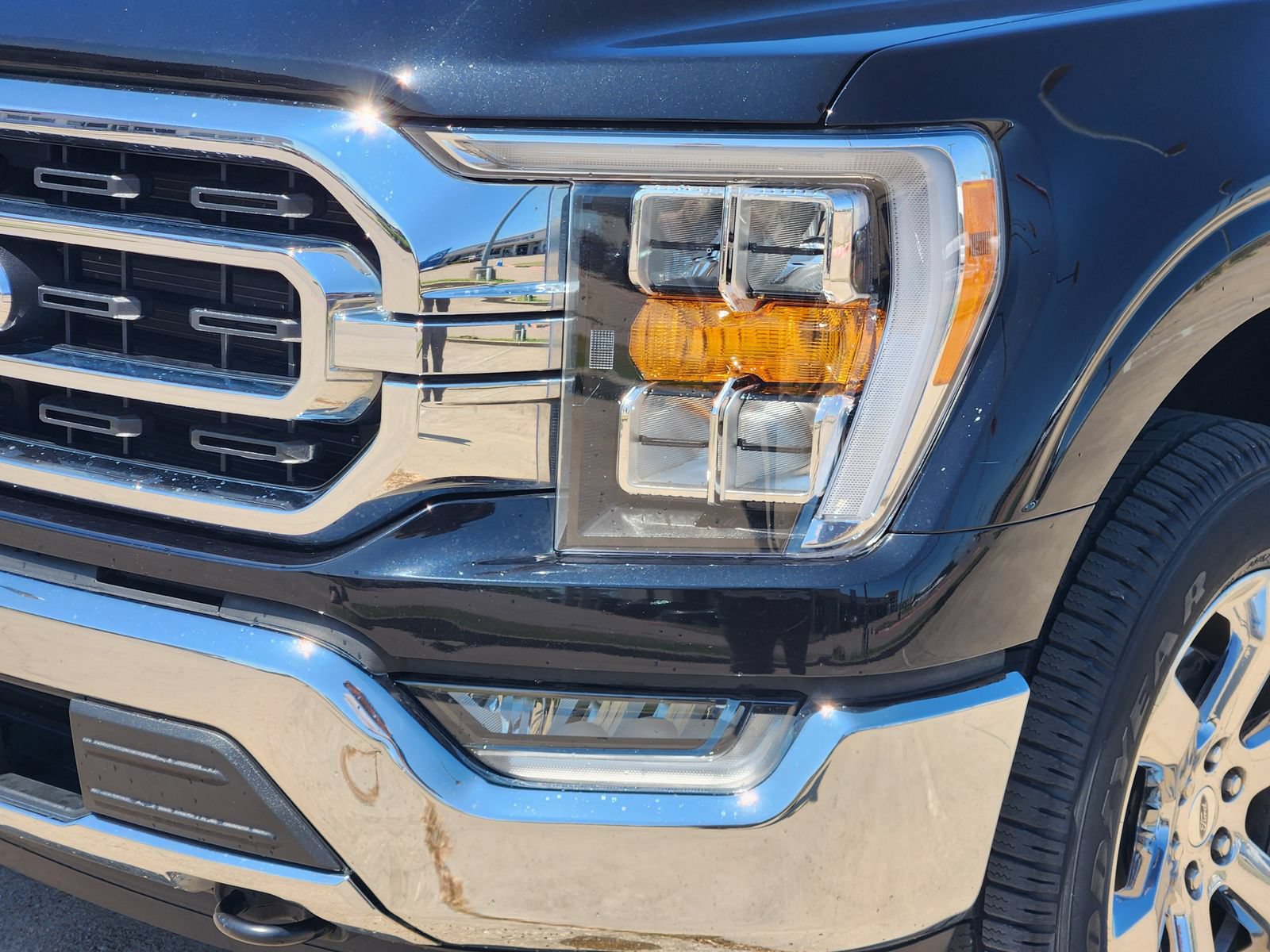 Used 2023 Ford F150 XLT w/ Equipment Group 302A High AWD/4WD image 9